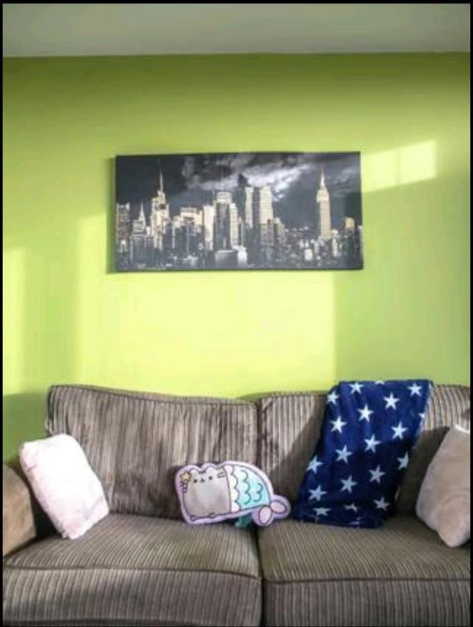 Large 3 Bedrooms In Liverpool City Centre, Free Parking Exterior photo