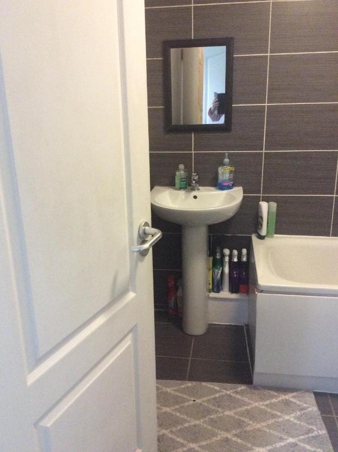 Large 3 Bedrooms In Liverpool City Centre, Free Parking Exterior photo